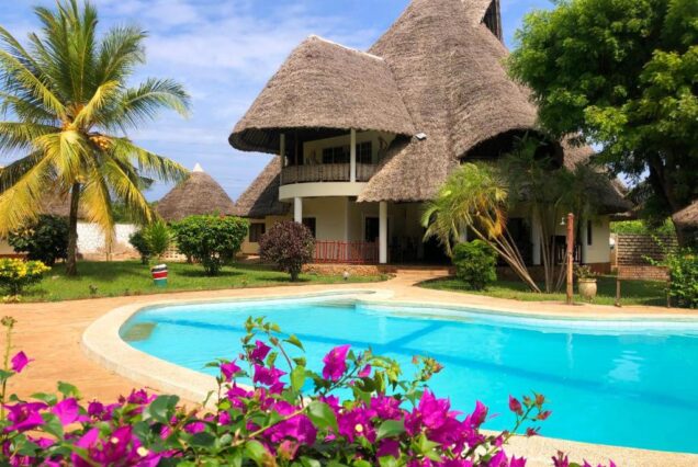 🌴 Diani Villas Getaway - 3 Days, 2 Nights (HALFBOARD)